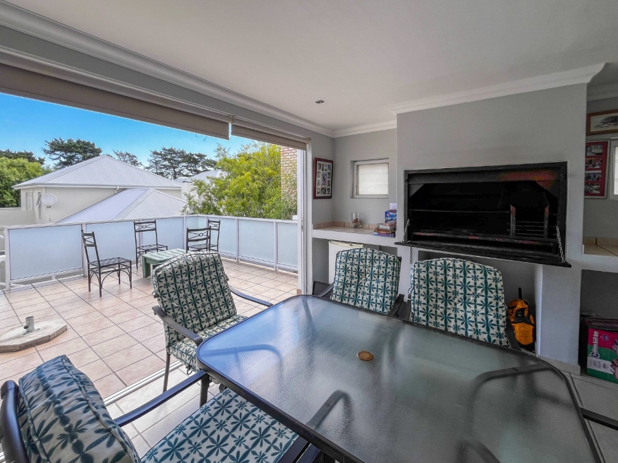 3 Bedroom Property for Sale in Hemel en Aarde Estate Western Cape